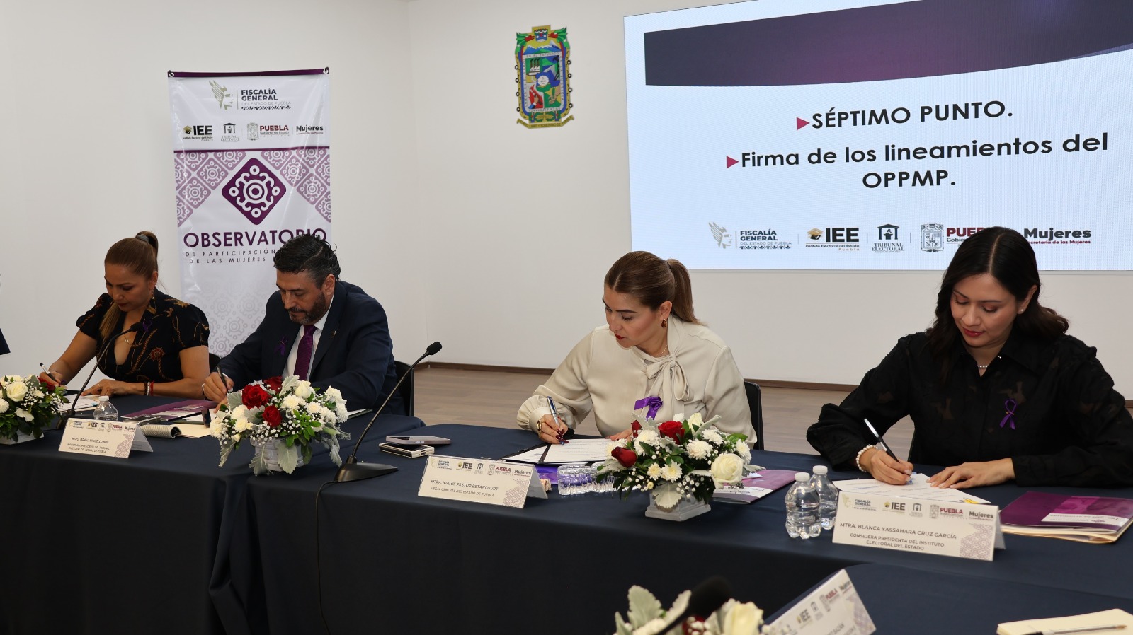 Representantes del Observatorio en la aprobación de la continuidad de la presidencia